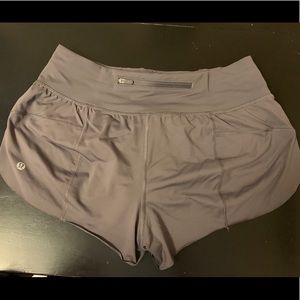 Lululemon Shorts 2.5”